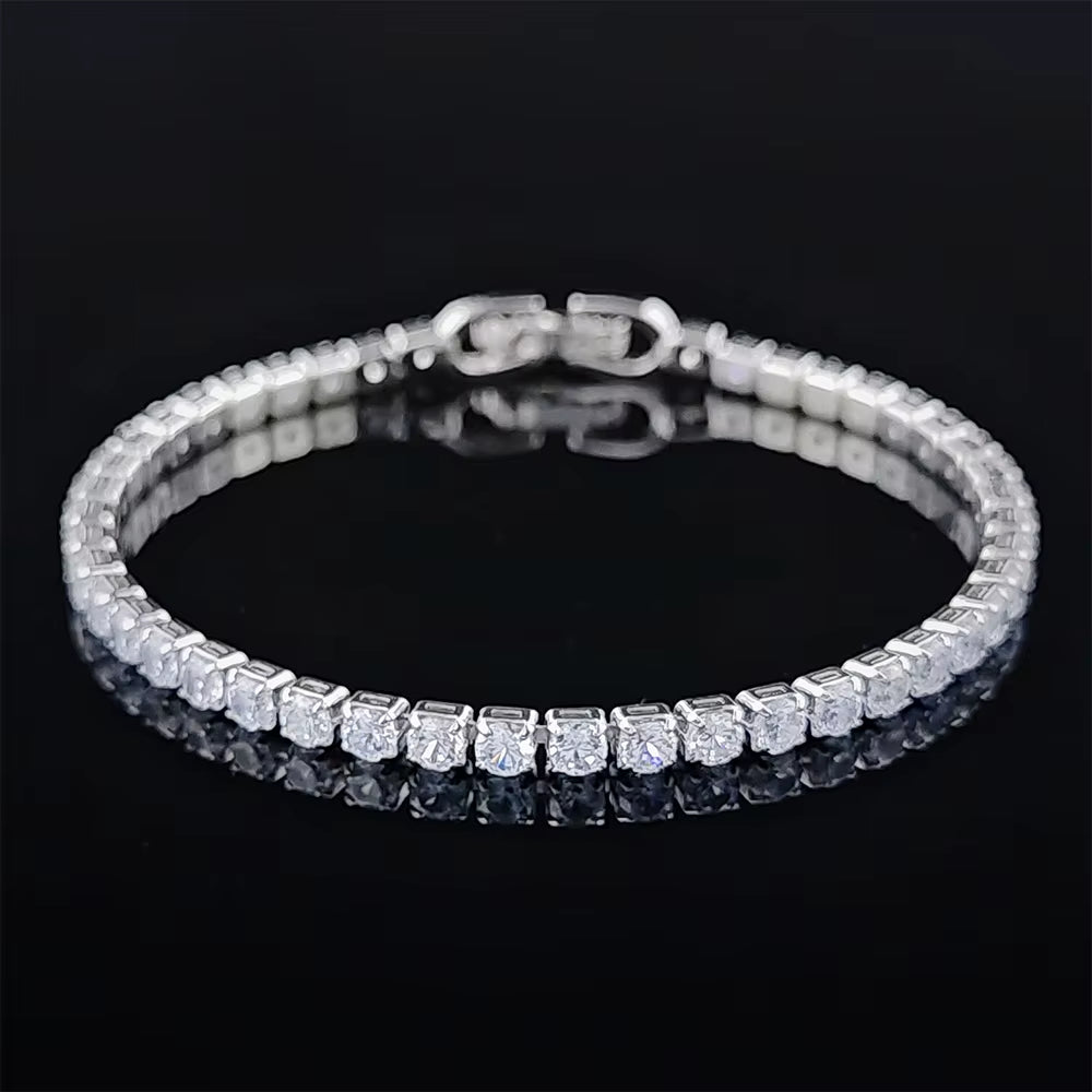 2024 New Arrival Luxury round Silver Color on Hand Bracelet Bangle for Women Anniversary Gift Jewelry Bulk Sell S5650