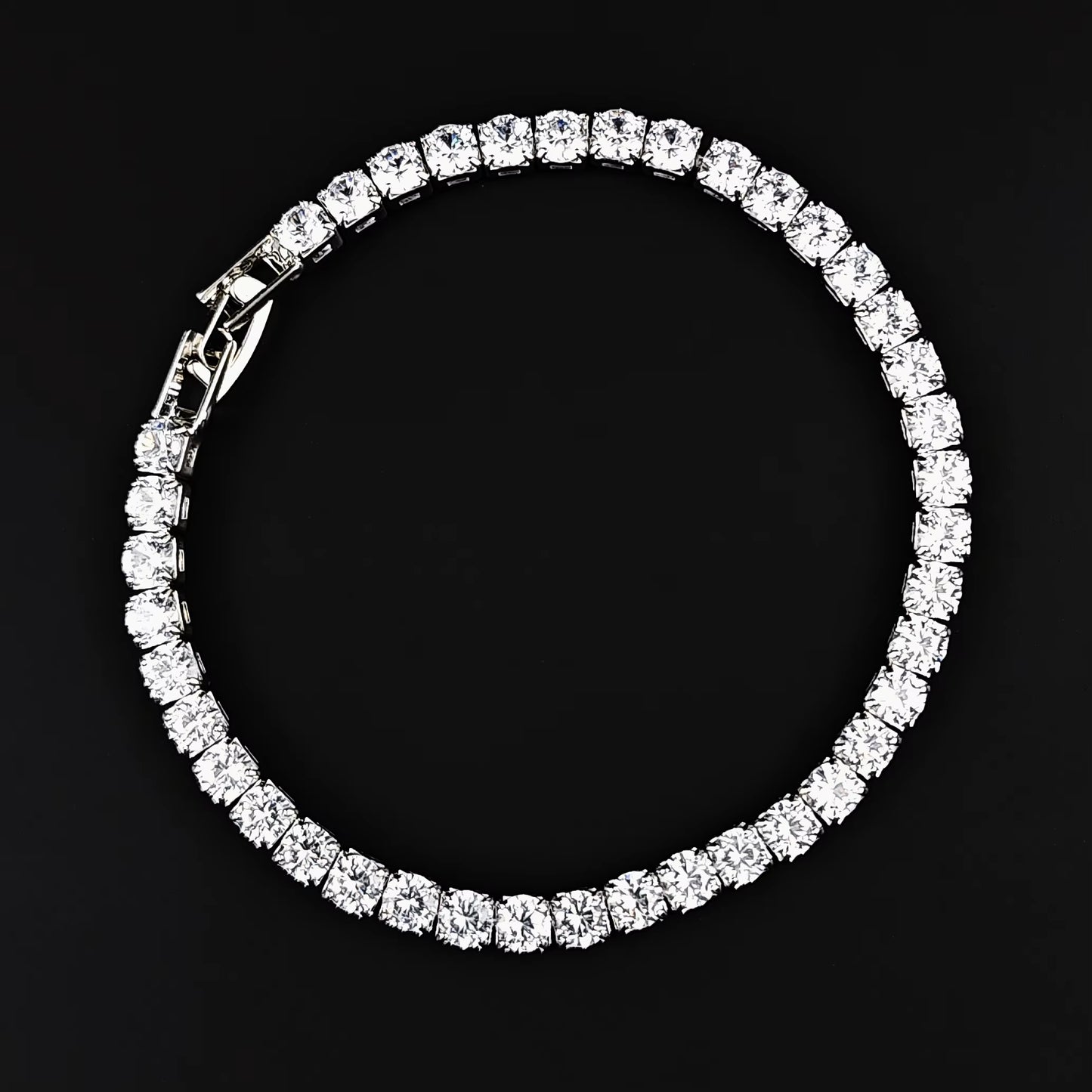 2024 New Arrival Luxury round Silver Color on Hand Bracelet Bangle for Women Anniversary Gift Jewelry Bulk Sell S5650