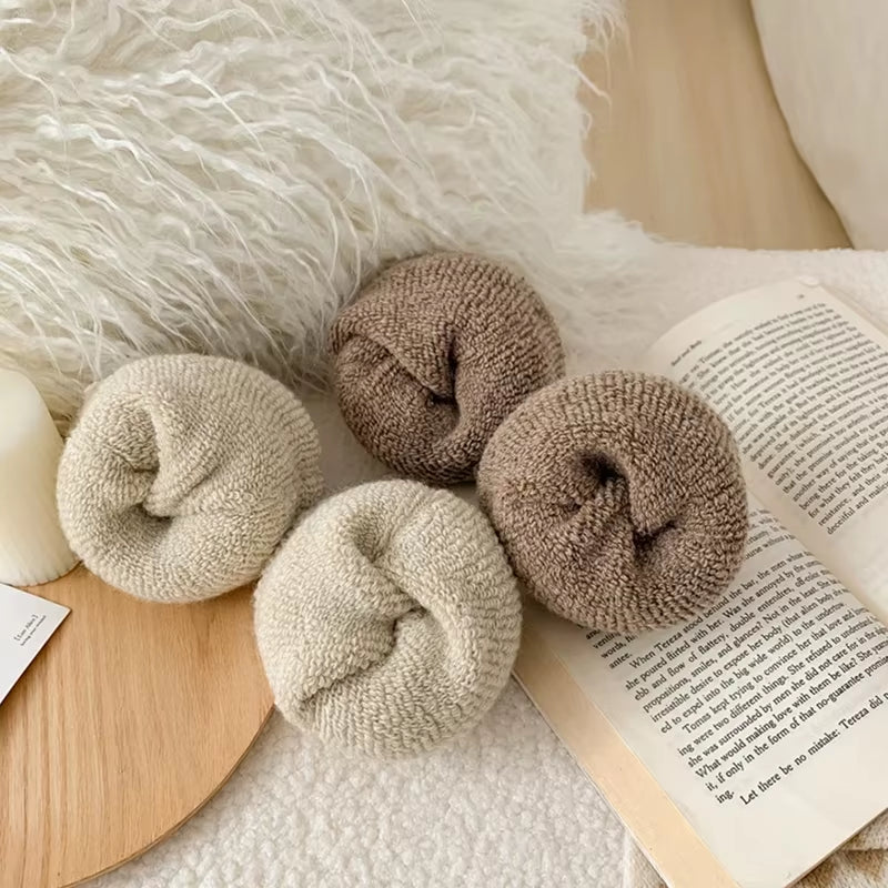 5 Pairs Winter Thickened Wool Socks Women’S Breathable Comfortable Plush Low Tube Snow Socks Korean Simple Warm Cashmere Socks
